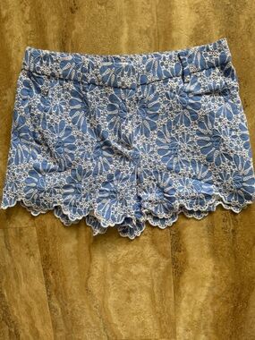 LOFT Blue and White Floral Lace Scallop Hem Shorts